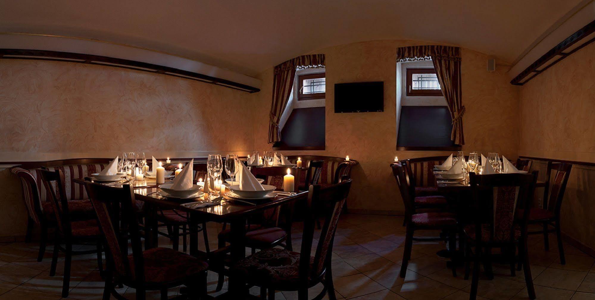 Amigo City Centre Prague Restoran gambar